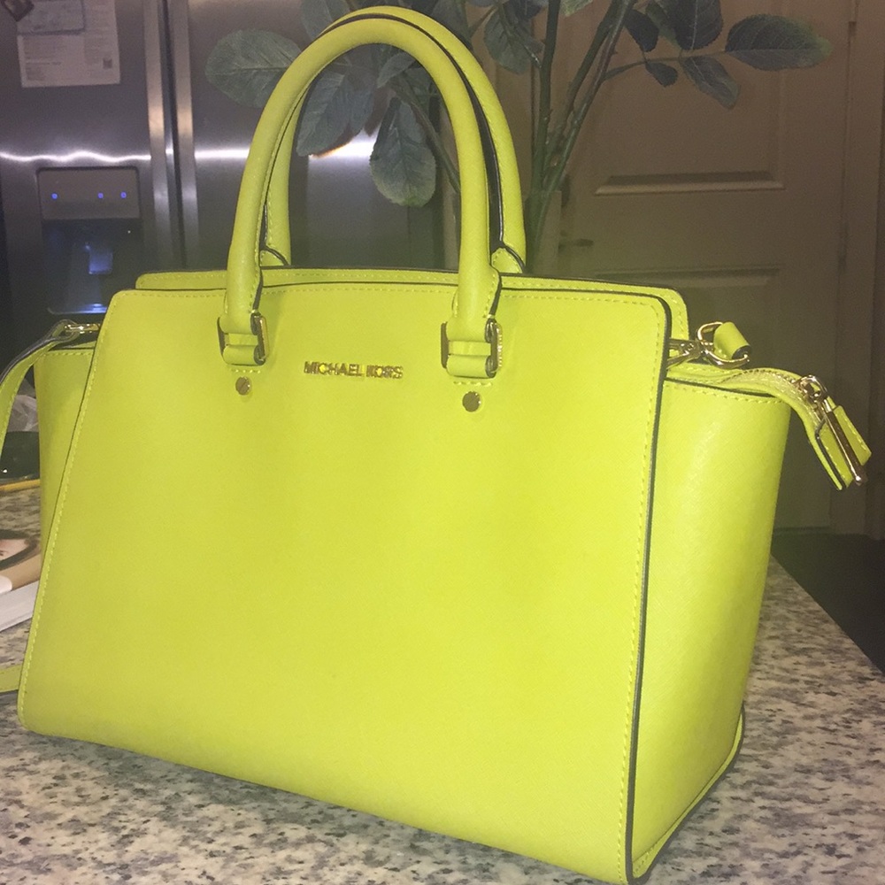 Authentic - Michael Kors Handbag